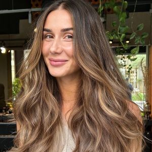 Meet your Posher, Lucia